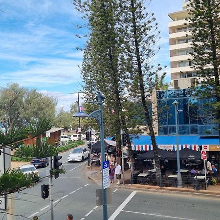Beachfront Studio Gold Coast Exterior photo
